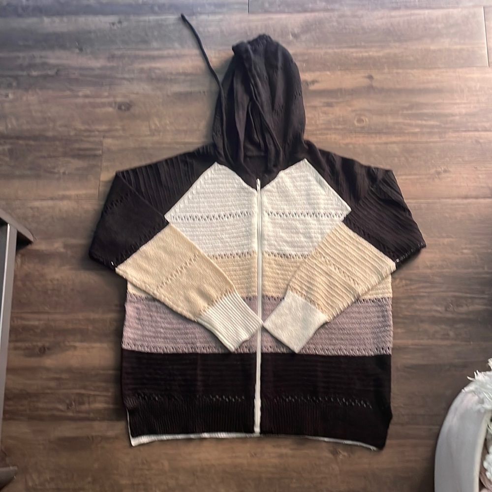 Knitted color block zip up